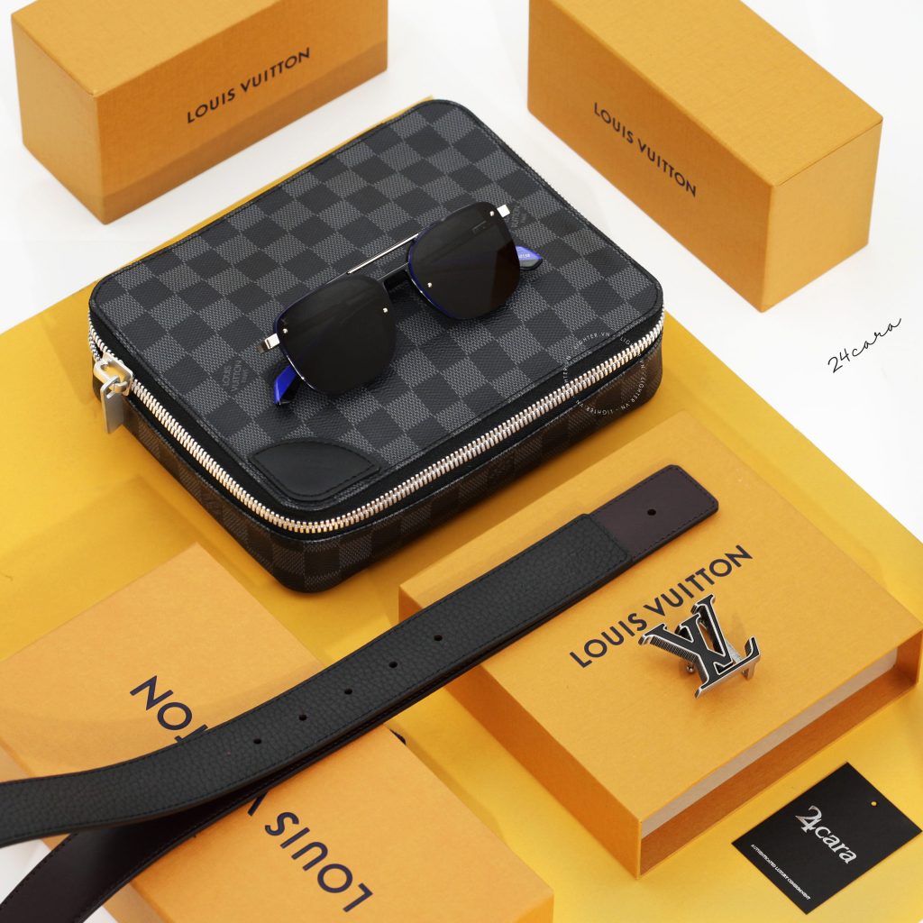 LOUIS VUITTON HORIZON ACCESSORIES DAMIER GRAPHITE POUCH