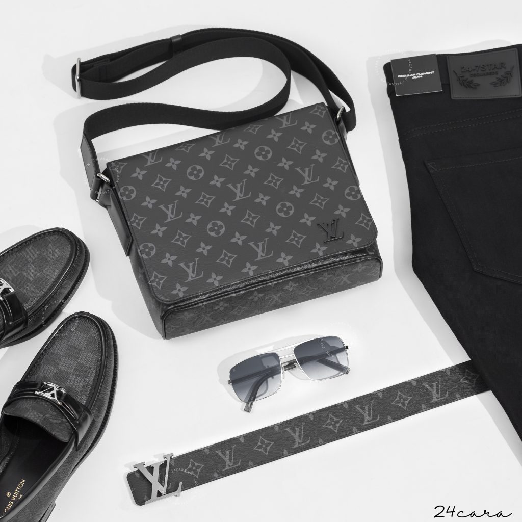 LOUIS VUITTON DISTRIST PM MONOGRAM ECLIPSE BAG