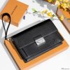 LOUIS VUITTON THAMES CLUTCH IN EPI LEATHER