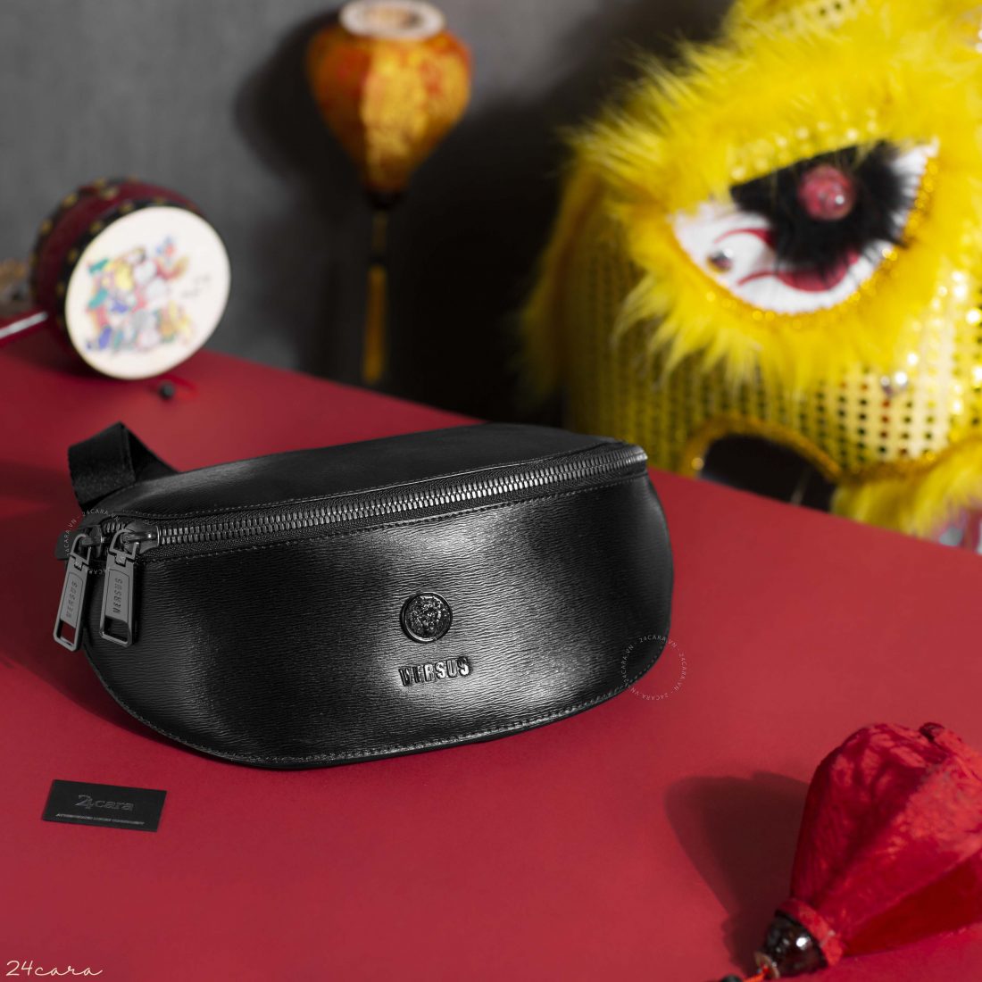 VERSACE VERSUS PALMELLATO LEATHER LION BELT BAG