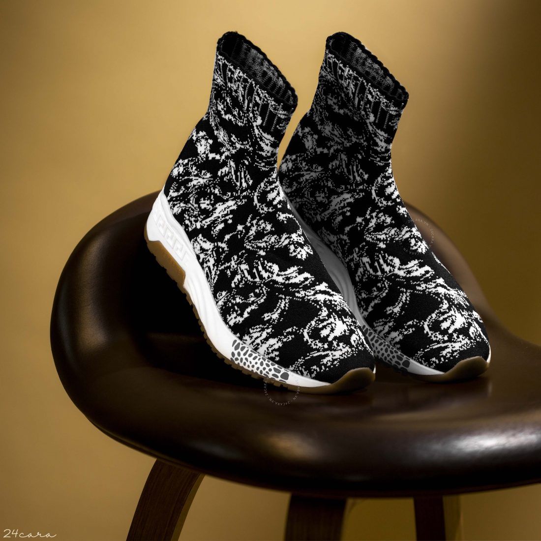 VERSACE BAROCCO PRINT HERCULES SNEAKERS