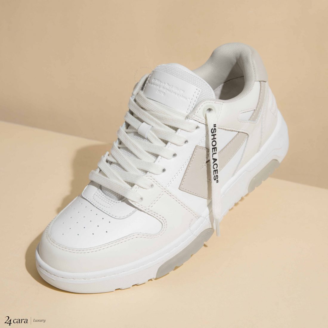 OFF WHITE OUT OF OFFICE “OOO” SNEAKER 24cara