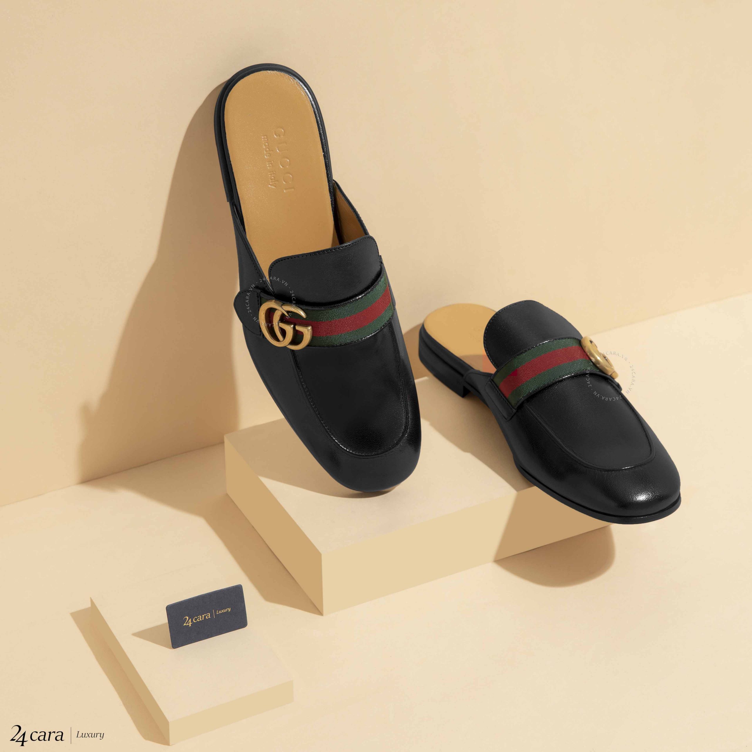 GUCCI GG LEATHER SLIPPER WITH WEB