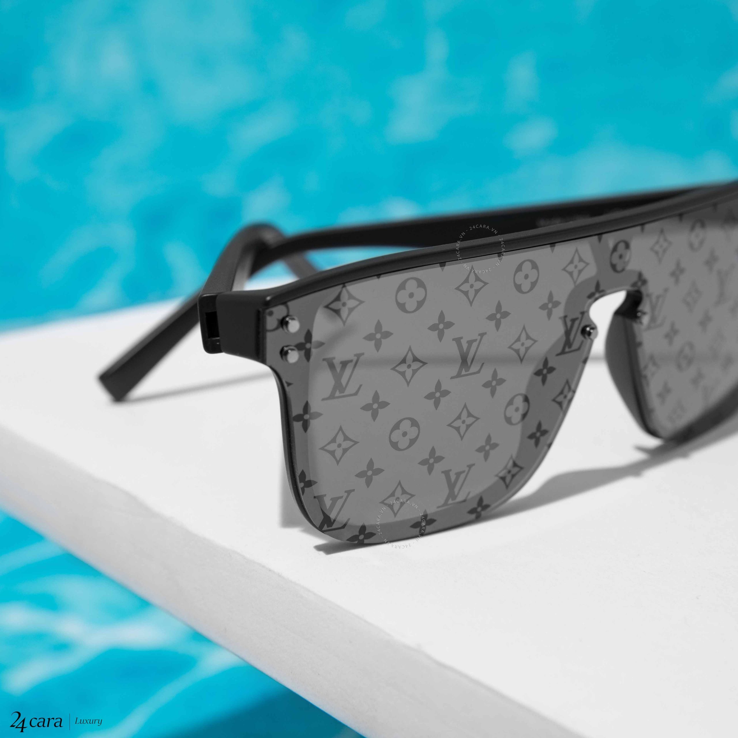 Mua Kính Mát Louis Vuitton LV Black Plastic Square Frame Waimea Sunglasses  Z1082E Màu Đen  Louis Vuitton  Mua tại Vua Hàng Hiệu h044013
