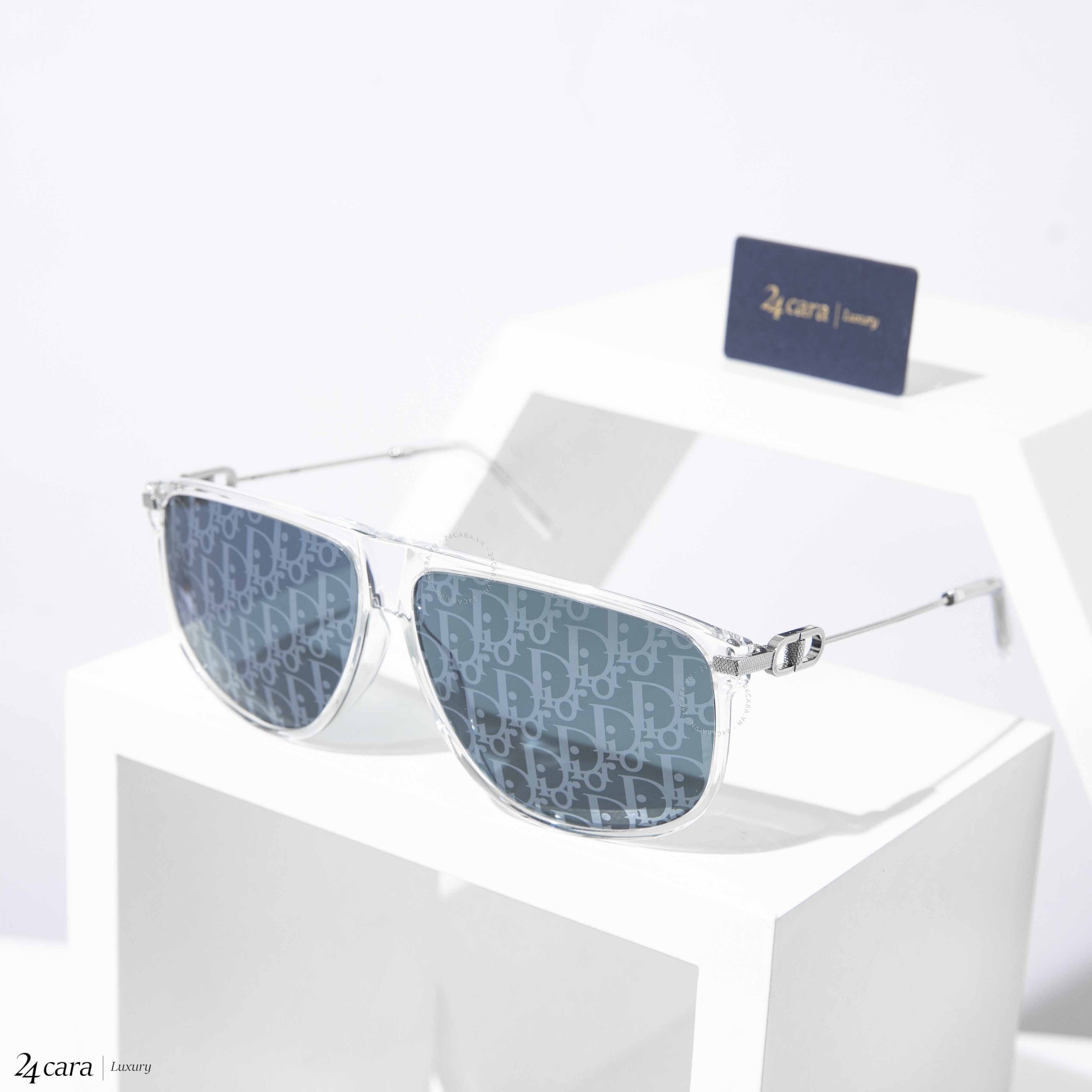 Mua Kính Mát Dior Wildior S2U Black Rectangular Sunglasses  Dior  Mua tại  Vua Hàng Hiệu h030943